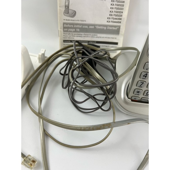 Panasonic KX-TDG20 Cordless Answering Machine Phone Handset DECT 6.0 - Picture 4 of 6